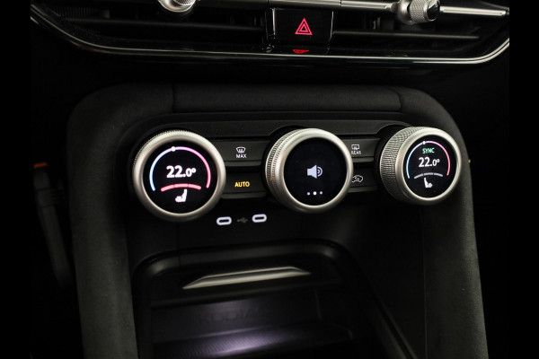 Škoda Kodiaq 1.5 TSI PHEV Sportline Business 204 pk Automaat (DSG) | Verlengde garantie | Navigatie | Panoramadak | Trekhaak (wegklapbaar) | Parkeersensoren | Achteruitrijcamera | Stoelverwarming v/a |