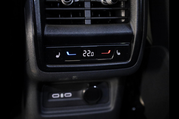 Škoda Kodiaq 1.5 TSI PHEV Sportline Business 204 pk Automaat (DSG) | Verlengde garantie | Navigatie | Panoramadak | Trekhaak (wegklapbaar) | Parkeersensoren | Achteruitrijcamera | Stoelverwarming v/a |