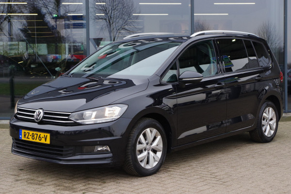 Volkswagen Touran 1.6 TDI Automaat 116 PK SCR Comfortline BNS, Trekhaak, Adap. Cruise Control, Massage, Camera