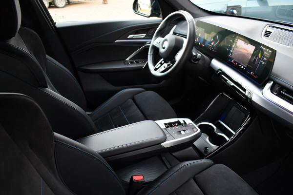 BMW X1 sDrive18i M-Sport Camera ACC-voorber Shadowline Adp-onderstel