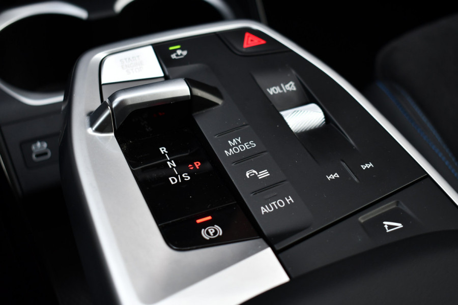 BMW X1 sDrive18i M-Sport Camera ACC-voorber Shadowline Adp-onderstel