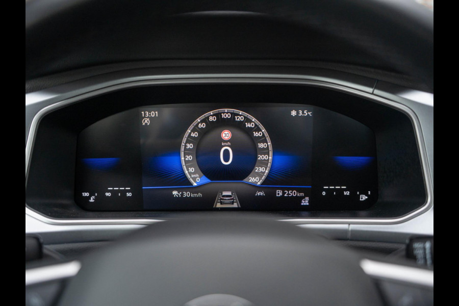 Volkswagen T-Roc Cabrio 1.0 TSI Style / ACC / Camera / Carplay / Stoelverwarming