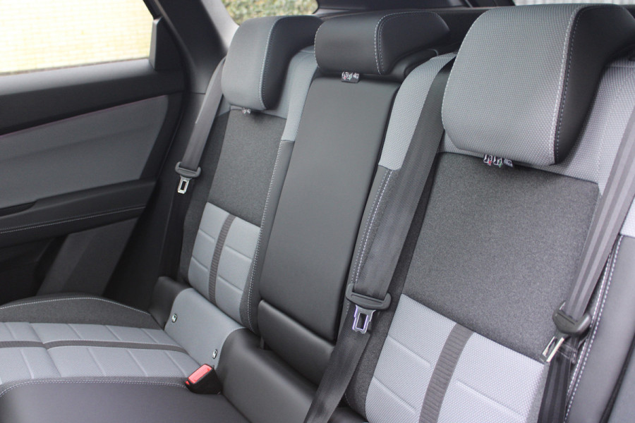 Opel Grandland 1.6 Turbo Plug-in-Hybrid Ultimate | Panoramadak | Trekhaak | Head-Up | FOCAL