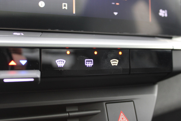 Opel Grandland 1.6 Turbo Plug-in-Hybrid Ultimate | Panoramadak | Trekhaak | Head-Up | FOCAL