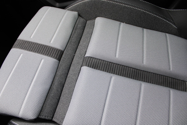 Opel Grandland 1.6 Turbo Plug-in-Hybrid Ultimate | Panoramadak | Trekhaak | Head-Up | FOCAL