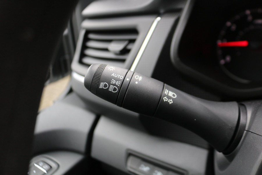 Renault Trafic 2.0 Blue dCi 150pk L2 H1 Advance DC