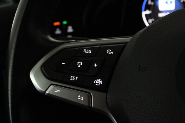 Volkswagen Golf Adapt.cruise/18 inch/Dolphin Gray/Sfeerverlichting...