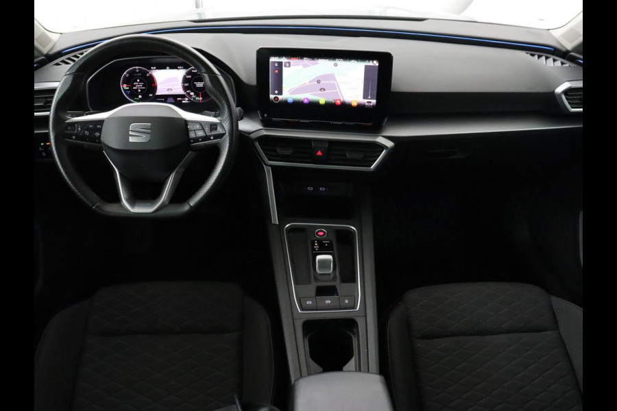 Seat Leon 1.4 e-Hybrid FR Business | Trekhaak | Stoelverwarming | Camera | Adaptive cruise | Full LED | Sportstoelen | Park Assist | Sfeerverlichting | Stuurverwarming | PHEV | Plug In