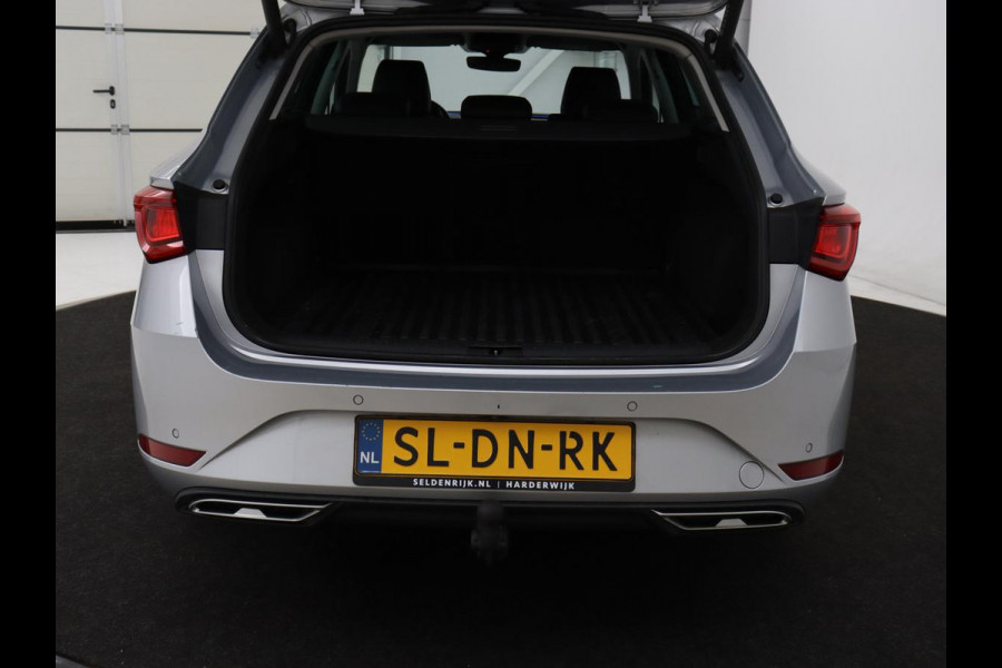 Seat Leon 1.4 e-Hybrid FR Business | Trekhaak | Stoelverwarming | Camera | Adaptive cruise | Full LED | Sportstoelen | Park Assist | Sfeerverlichting | Stuurverwarming | PHEV | Plug In