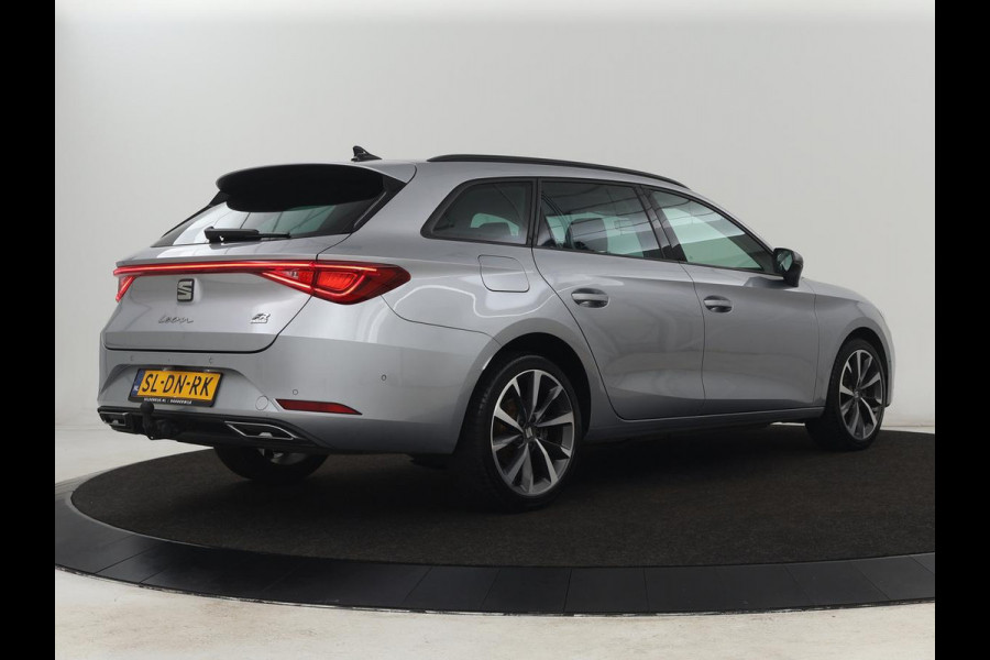 Seat Leon 1.4 e-Hybrid FR Business | Trekhaak | Stoelverwarming | Camera | Adaptive cruise | Full LED | Sportstoelen | Park Assist | Sfeerverlichting | Stuurverwarming | PHEV | Plug In