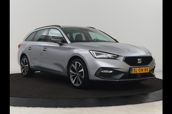 Seat Leon 1.4 e-Hybrid FR Business | Trekhaak | Stoelverwarming | Camera | Adaptive cruise | Full LED | Sportstoelen | Park Assist | Sfeerverlichting | Stuurverwarming | PHEV | Plug In