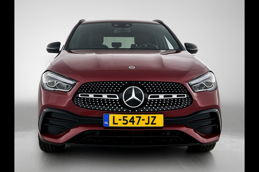 Mercedes-Benz GLA 200 Business Solution AMG 5 spaaks lichtmetalen velgen | Navigatie | MBUX wide screen | Parking support met camera achter | Trekhaak | Inclusief 24 maanden MB Certified garantie voor Europa.