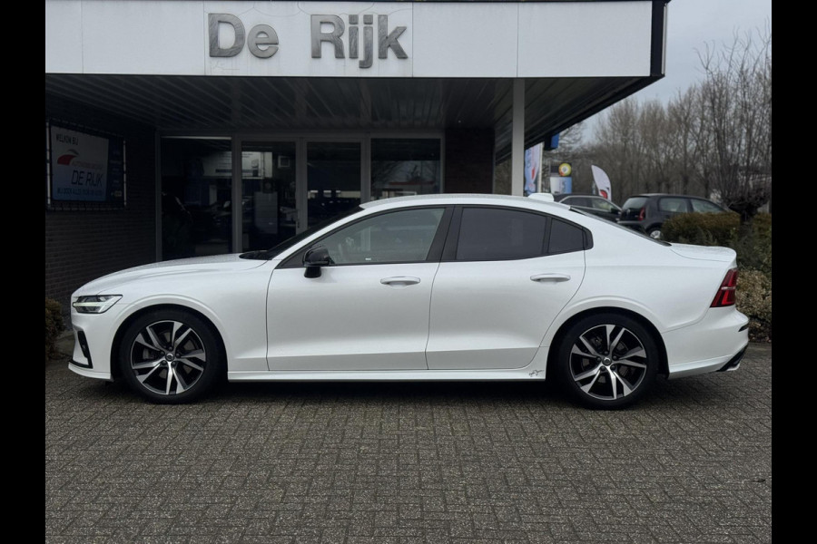 Volvo S60 2.0 B4 R-Design | Leder, Memory, ACC, Trekhaak, Stoel+Stuurverw., Camera, Carplay/Android | Dealeronderhouden | NAP |