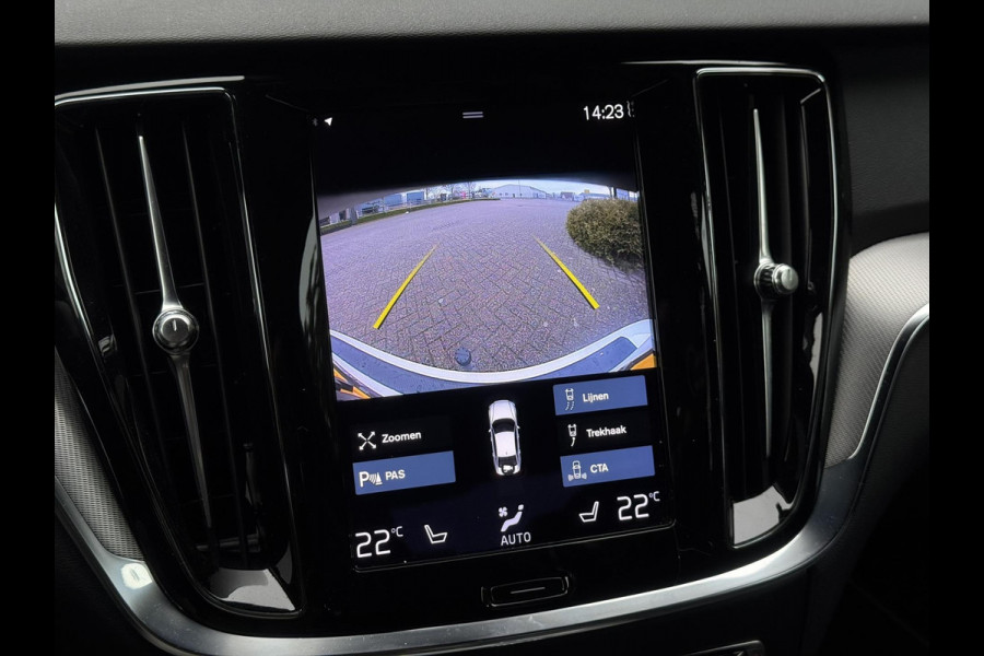 Volvo S60 2.0 B4 R-Design | Leder, Memory, ACC, Trekhaak, Stoel+Stuurverw., Camera, Carplay/Android | Dealeronderhouden | NAP |