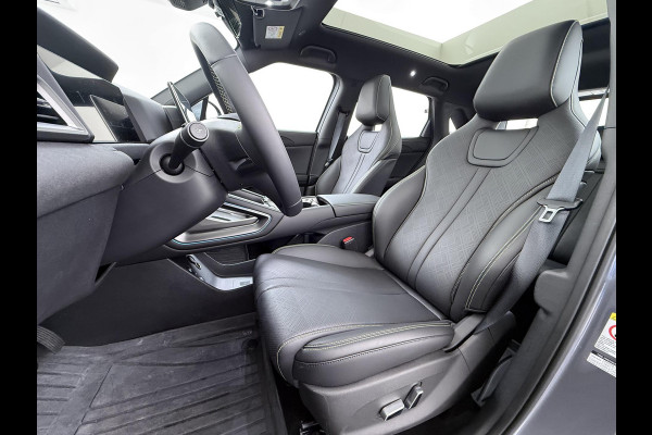 BYD ATTO 2 Boost 45 kWh DIRECT LEVERBAAR | Volledige BYD Fabrieksgarantie t/m 11-2030 of 150.000 km | Stoel & Stuurverwarming | Adaptieve Cruise | 360° Camera | Panoramadak | Dodehoekassistent | Origineel NL Auto