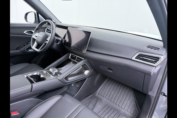 BYD ATTO 2 Boost 45 kWh DIRECT LEVERBAAR | Volledige BYD Fabrieksgarantie t/m 11-2030 of 150.000 km | Stoel & Stuurverwarming | Adaptieve Cruise | 360° Camera | Panoramadak | Dodehoekassistent | Origineel NL Auto