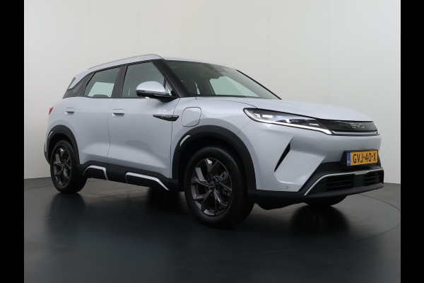 BYD ATTO 2 Boost 45 kWh VAN €31.900,- VOOR € 27.877,- UW LENTEVOORDEEL €4.023,-! | DIRECT LEVERBAAR | Volledige BYD Fabrieksgarantie t/m 11-2030 of 150.000 km | Stoel & Stuurverwarming | Adaptieve Cruise | 360° Camera | Panoramadak | Dodehoekassistent | Origineel NL Auto