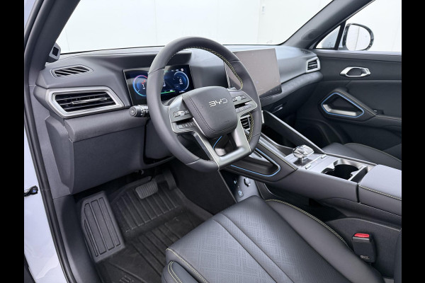 BYD ATTO 2 Boost 45 kWh VAN €31.900,- VOOR € 27.877,- UW LENTEVOORDEEL €4.023,-! | DIRECT LEVERBAAR | Volledige BYD Fabrieksgarantie t/m 11-2030 of 150.000 km | Stoel & Stuurverwarming | Adaptieve Cruise | 360° Camera | Panoramadak | Dodehoekassistent | Origineel NL Auto