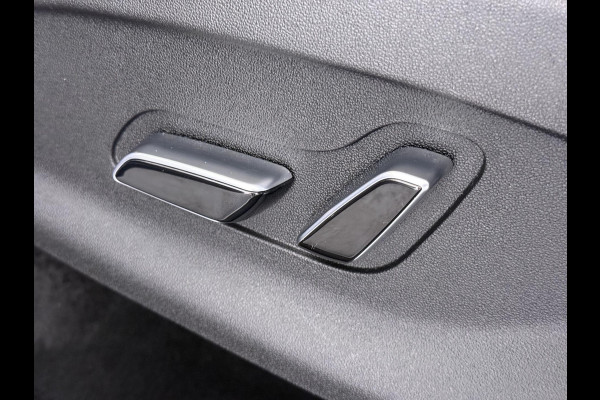 BYD ATTO 2 Boost 45 kWh VAN €31.900,- VOOR € 27.877,- UW LENTEVOORDEEL €4.023,-! | DIRECT LEVERBAAR | Volledige BYD Fabrieksgarantie t/m 11-2030 of 150.000 km | Stoel & Stuurverwarming | Adaptieve Cruise | 360° Camera | Panoramadak | Dodehoekassistent | Origineel NL Auto