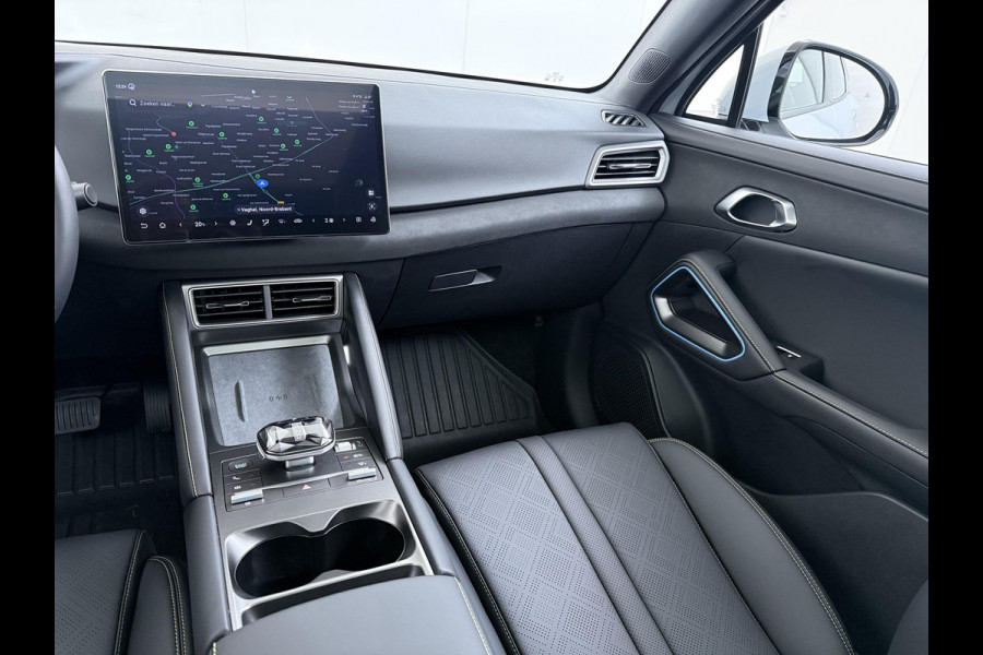 BYD ATTO 2 Boost 45 kWh VAN €31.900,- VOOR € 27.877,- UW LENTEVOORDEEL €4.023,-! | DIRECT LEVERBAAR | Volledige BYD Fabrieksgarantie t/m 11-2030 of 150.000 km | Stoel & Stuurverwarming | Adaptieve Cruise | 360° Camera | Panoramadak | Dodehoekassistent | Origineel NL Auto