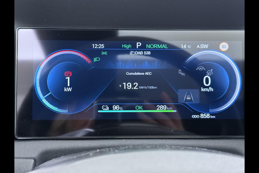 BYD ATTO 2 Boost 45 kWh VAN €31.900,- VOOR € 27.877,- UW LENTEVOORDEEL €4.023,-! | DIRECT LEVERBAAR | Volledige BYD Fabrieksgarantie t/m 11-2030 of 150.000 km | Stoel & Stuurverwarming | Adaptieve Cruise | 360° Camera | Panoramadak | Dodehoekassistent | Origineel NL Auto