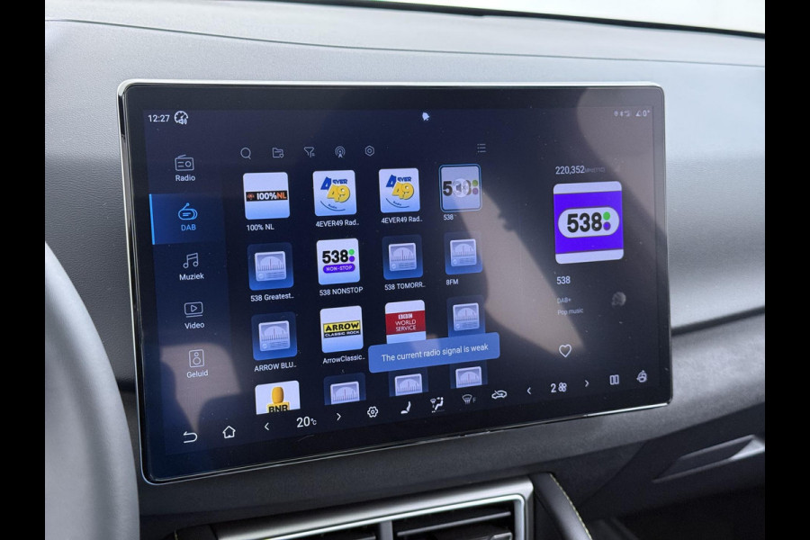 BYD ATTO 2 Boost 45 kWh VAN €31.900,- VOOR € 27.877,- UW LENTEVOORDEEL €4.023,-! | DIRECT LEVERBAAR | Volledige BYD Fabrieksgarantie t/m 11-2030 of 150.000 km | Stoel & Stuurverwarming | Adaptieve Cruise | 360° Camera | Panoramadak | Dodehoekassistent | Origineel NL Auto