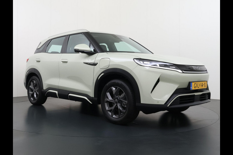 BYD ATTO 2 Boost 45 kWh DIRECT LEVERBAAR | Volledige BYD Fabrieksgarantie t/m 11-2030 of 150.000 km | Stoel & Stuurverwarming | Adaptieve Cruise | 360° Camera | Panoramadak | Dodehoekassistent | Origineel NL Auto