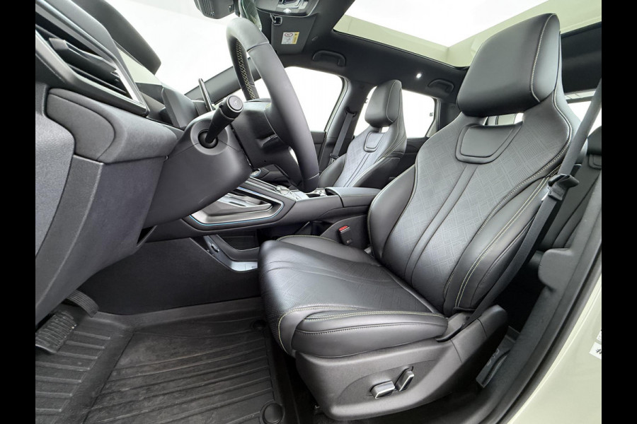 BYD ATTO 2 Boost 45 kWh DIRECT LEVERBAAR | Volledige BYD Fabrieksgarantie t/m 11-2030 of 150.000 km | Stoel & Stuurverwarming | Adaptieve Cruise | 360° Camera | Panoramadak | Dodehoekassistent | Origineel NL Auto