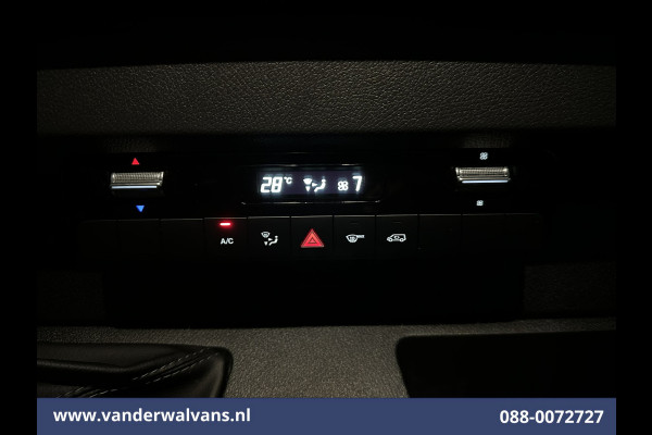 Mercedes-Benz Sprinter 317 CDI 170pk L3H2 Euro6 Airco | 360 graden Camera | Navigatie | Apple Carplay | Cruisecontrol Android Auto, Stoelverwarming, Chauffeursstoel, 270 Graden Achterdeuren, Parkeersensoren, Bijrijdersbank