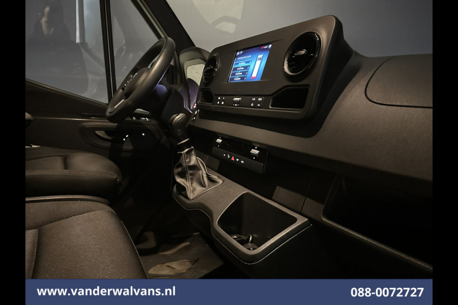 Mercedes-Benz Sprinter 317 CDI 170pk L3H2 Euro6 Airco | 360 graden Camera | Navigatie | Apple Carplay | Cruisecontrol Android Auto, Stoelverwarming, Chauffeursstoel, 270 Graden Achterdeuren, Parkeersensoren, Bijrijdersbank