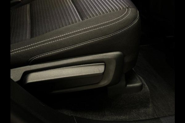 Ford Kuga 2.5 PHEV / 1e eig / BTW / Headup / Xenon / CarPlay