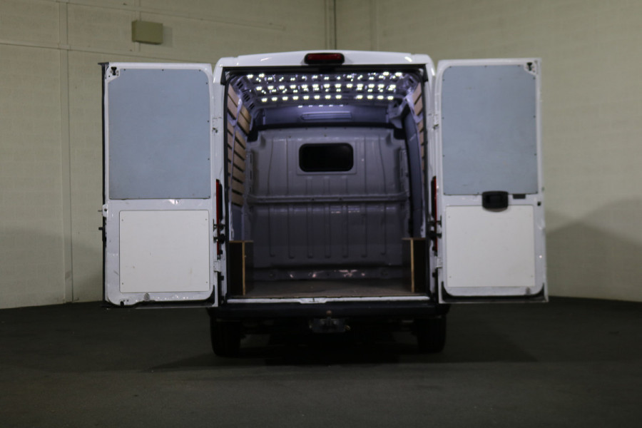 Fiat Ducato 2.3 MultiJet L2 H2 Airco Navigatie Camera