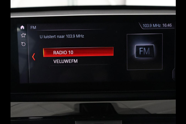 BMW X1 sDrive18i Executive Edition | Sport Line | Head-Up | Camera | Sportstoelen | Half leder | Full LED | Navigatie | Park Assist | Safety Pack | Climate control | Cruise control | DAB