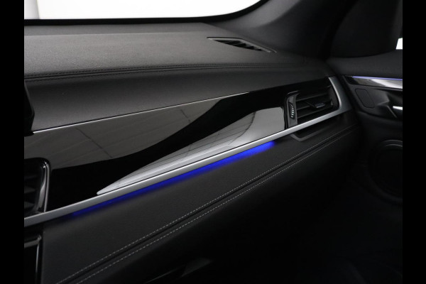 BMW X1 sDrive18i Executive Edition | Sport Line | Head-Up | Camera | Sportstoelen | Half leder | Full LED | Navigatie | Park Assist | Safety Pack | Climate control | Cruise control | DAB