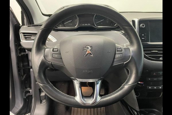Peugeot 2008 1.2 PureTech Allure Navigatie Parkeersensoren achter Cruise Control Climate Control Half leder Lichtmetalen velgen Getinte ramen