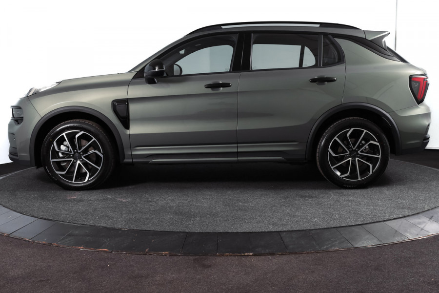 Lynk & Co 01 1.5 Core - Automaat Orig. NL | Dig. Cockpit | Adapt. Cruise | Stoelverw. | PDC | Camera | NAV + App. Connect | ECC | DAB | LM 19" |