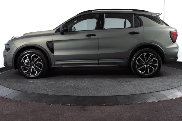 Lynk & Co 01 1.5 Core - Automaat Orig. NL | Dig. Cockpit | Adapt. Cruise | Stoelverw. | PDC | Camera | NAV + App. Connect | ECC | DAB | LM 19" |