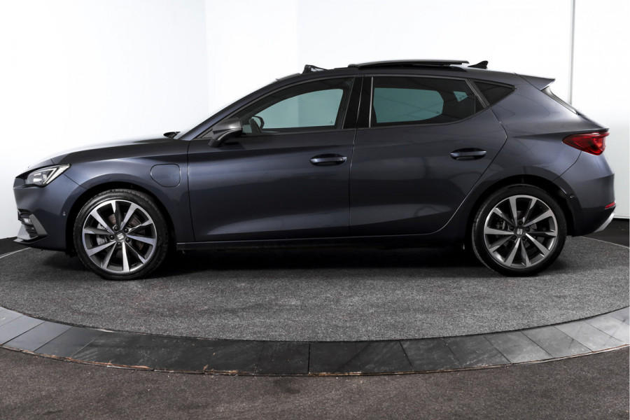 Seat Leon 1.4 TSI eHybrid 204 PK PHEV FR Business Intense - Automaat | S/K-Dak | Dig. Cockpit | Adapt. Cruise | Stoel-+Stuurverw. | PDC | Camera | NAV + App. Connect | ECC | LM 18" |