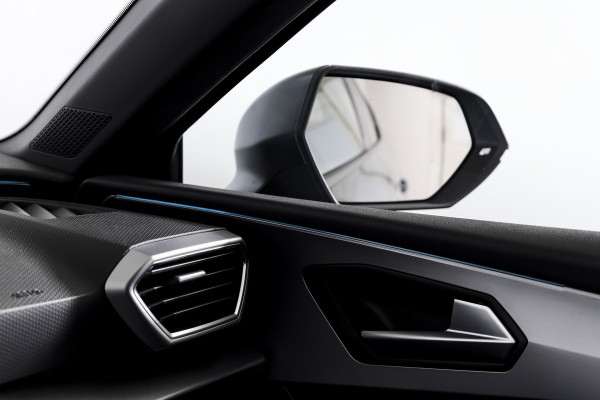 Seat Leon 1.4 TSI eHybrid 204 PK PHEV FR Business Intense - Automaat | S/K-Dak | Dig. Cockpit | Adapt. Cruise | Stoel-+Stuurverw. | PDC | Camera | NAV + App. Connect | ECC | LM 18" |