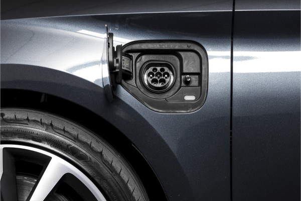 Seat Leon 1.4 TSI eHybrid 204 PK PHEV FR Business Intense - Automaat | S/K-Dak | Dig. Cockpit | Adapt. Cruise | Stoel-+Stuurverw. | PDC | Camera | NAV + App. Connect | ECC | LM 18" |