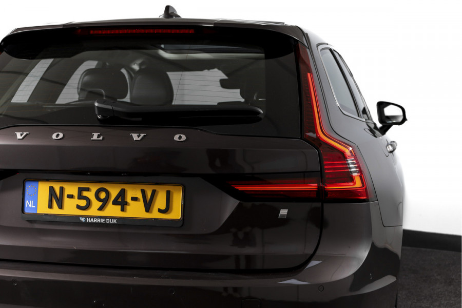 Volvo V90 2.0 B4 Inscription - Automaat Orig. NL | S/K- Panodak | Dig. Cockpit | Adapt. Cruise | Stoel-+Struurverw. | PDC | 360 Camera | NAV + App. Connect | ECC | Elek. KLep | Elek. Trekhaak | LM 20" |