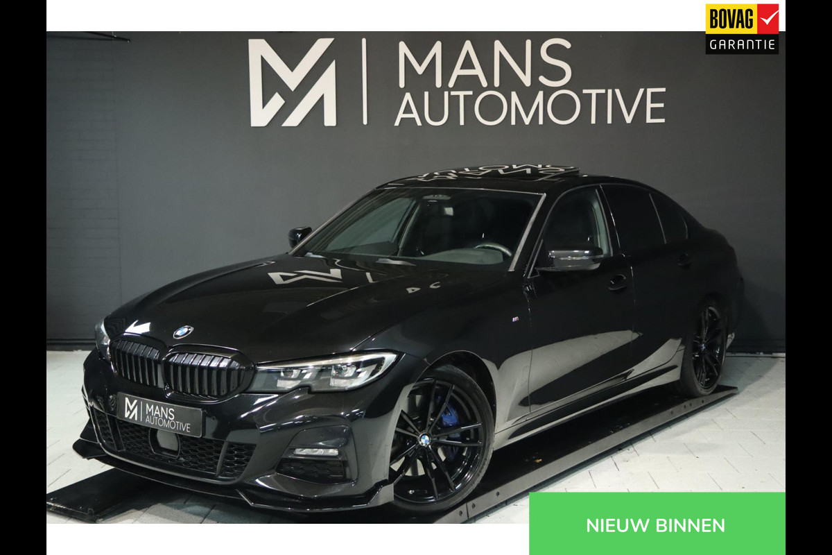 BMW 3-serie 330i M Sport / PANO / KEYLESS / ACC / CAMERA / DODEHOEK / CARPLAY
