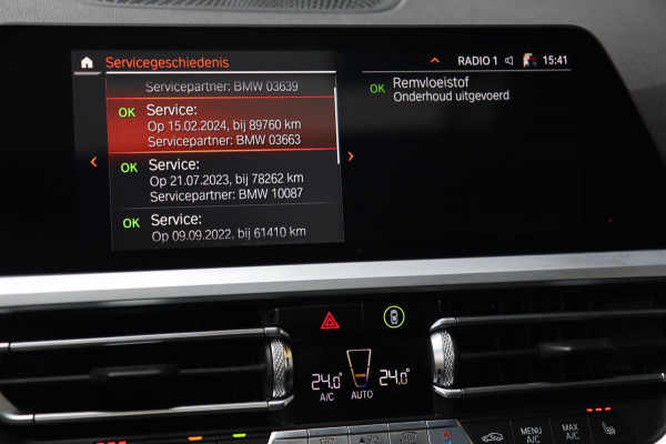 BMW 3-serie 330i M Sport / PANO / KEYLESS / ACC / CAMERA / DODEHOEK / CARPLAY