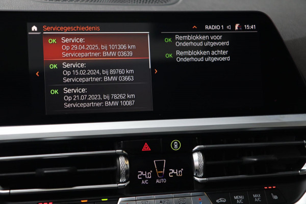 BMW 3-serie 330i M Sport / PANO / KEYLESS / ACC / CAMERA / DODEHOEK / CARPLAY