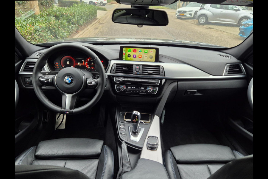 BMW 3 Serie Touring F31 M Sport Apple CarPlay 6WB virtual dash Breedset NAP NL 318i M Sport Edition