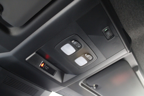 Renault Master T35 2.0 dCi 130 L2H2 Advance 130pk - Camera - 270gr Deuren - Voorruit verwarming - Trekhaak - Carplay - Cruise - LED - Rijklaar