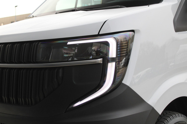 Renault Master T35 2.0 dCi 130 L2H2 Advance 130pk - Camera - 270gr Deuren - Voorruit verwarming - Trekhaak - Carplay - Cruise - LED - Rijklaar