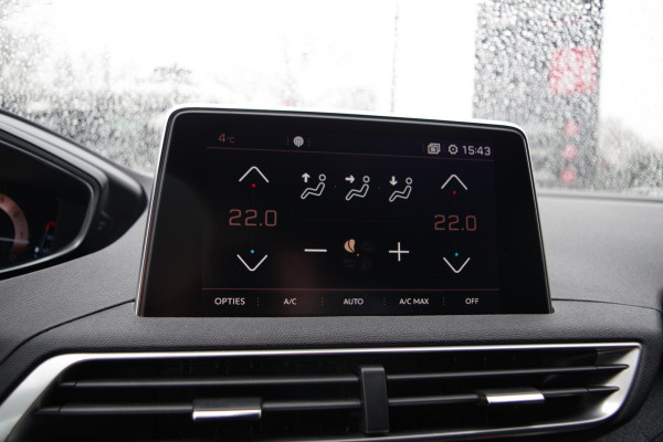 Peugeot 3008 1.2 PureTech 130 PK GT Line, Cruise Control, Navigatie, Carplay