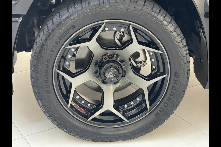 Dodge Ram 1500 5.7 V8 Limited RED Widebody Carway Edition