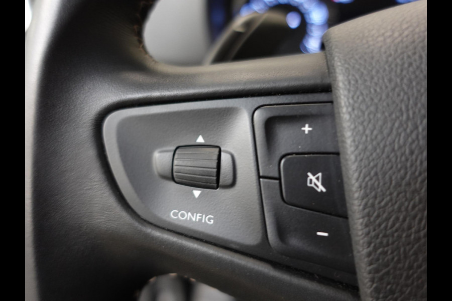 Opel Vivaro 1.5 CDTI L3H1 Dubbele Cabine 145PK Automaat Trekhaak Navigatie Airco Parkeersensoren Camera Cruise control